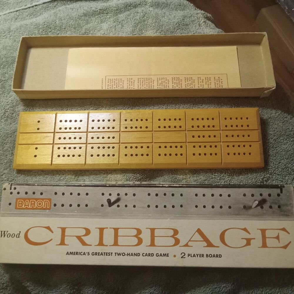 Vintage Baron Wooden Cribbage  2 Player Board No. 5-1062/100 pls read descriptio
